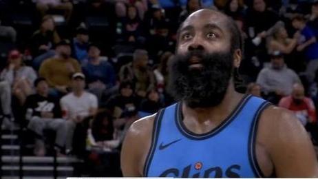 kaiyun.com-哈登31分快船加时胜猛龙豪取五连胜，胡汉三昂首杀附加赛区