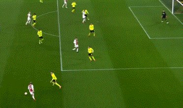 1635976143306010597.gif kaiyun.com-【欧冠】狐媚染红罗伊斯点射 贾府3比1逆转多特出线